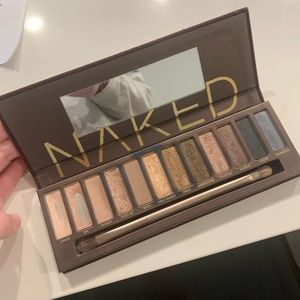 Urban Decay Naked Eyeshadow Palette